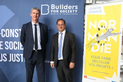 Jérôme LEBRUN, directeur Builders et François-Xavier PRIOLLAUD, vice-président de la Région Normandie