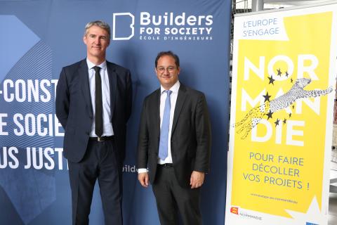 Jérôme LEBRUN, directeur Builders et François-Xavier PRIOLLAUD, vice-président de la Région Normandie